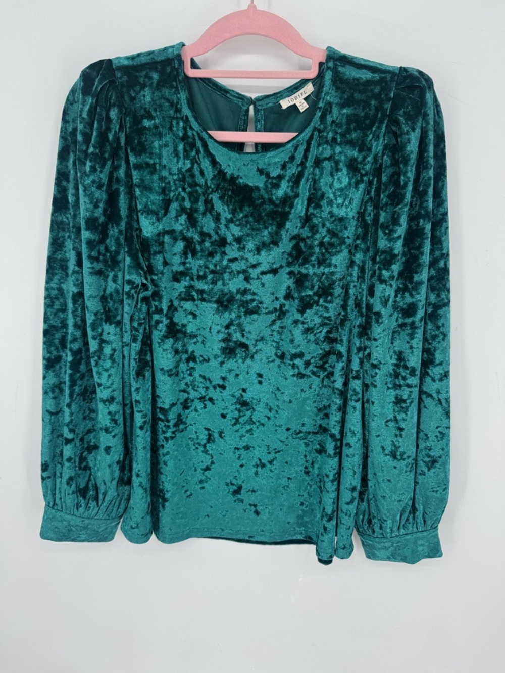 JODIFL Women's Teal Crushed Velvet Long Sleeve Top With Keyhole Back Size Medium